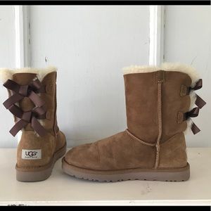 Womens Uggs Size 7